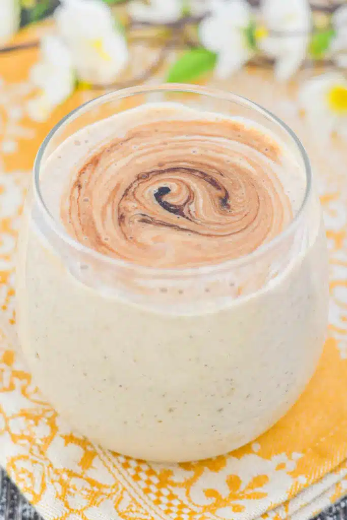 vegan banana smoothie