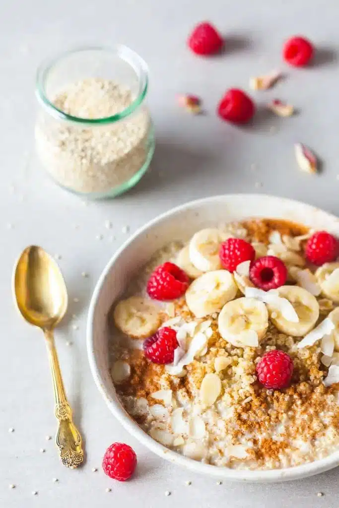 vegan quinoa breakfast bowl