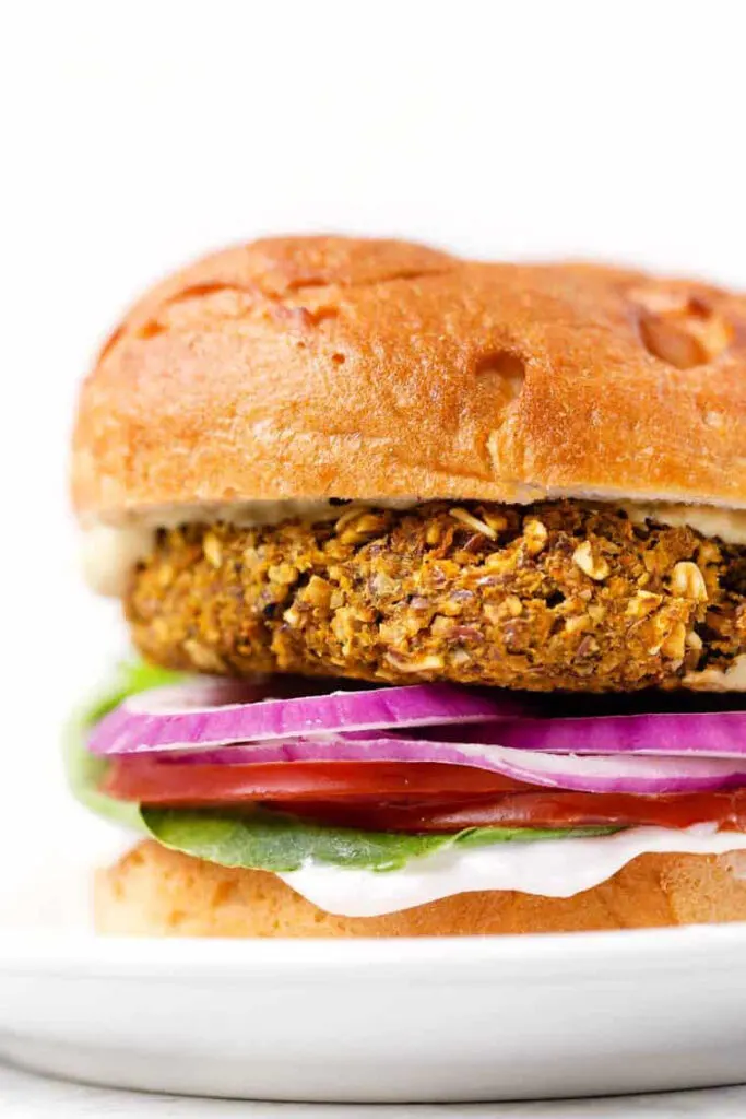 curried carrot chickpea burgers