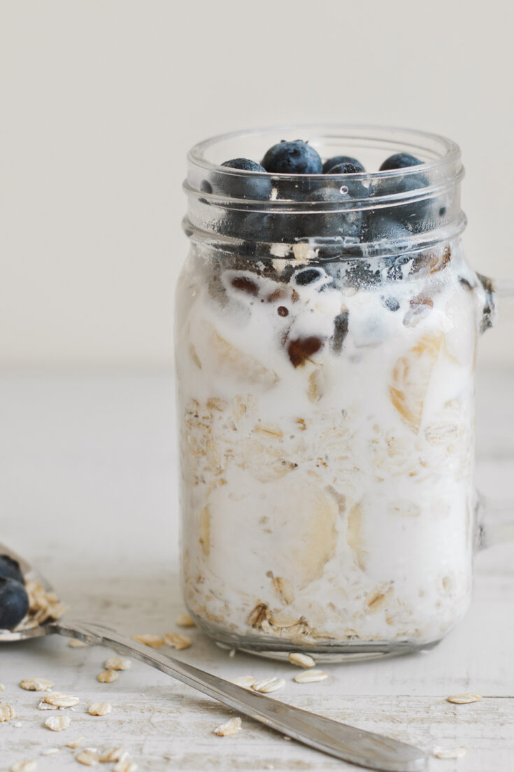 8 Healthy Overnight Oats Recipes (Tips & Weight Loss Tricks)