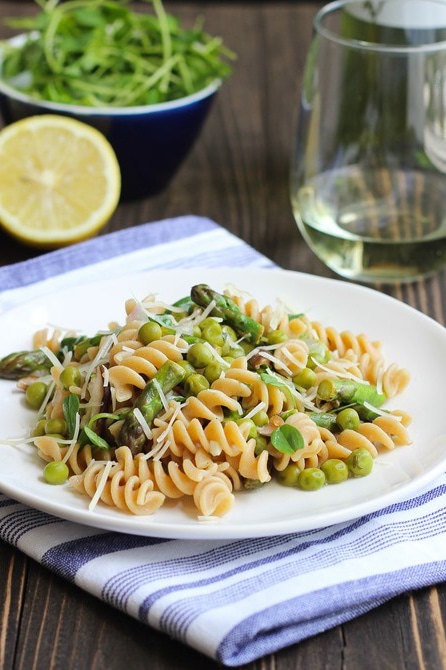 spring vegetables pasta