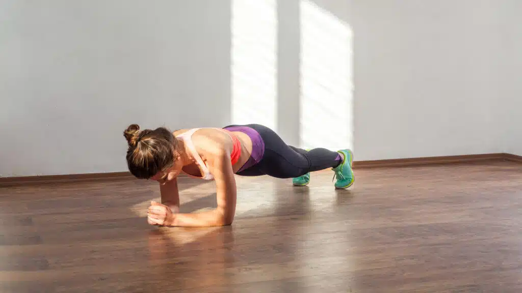 plank - bodyweight exercises for runners