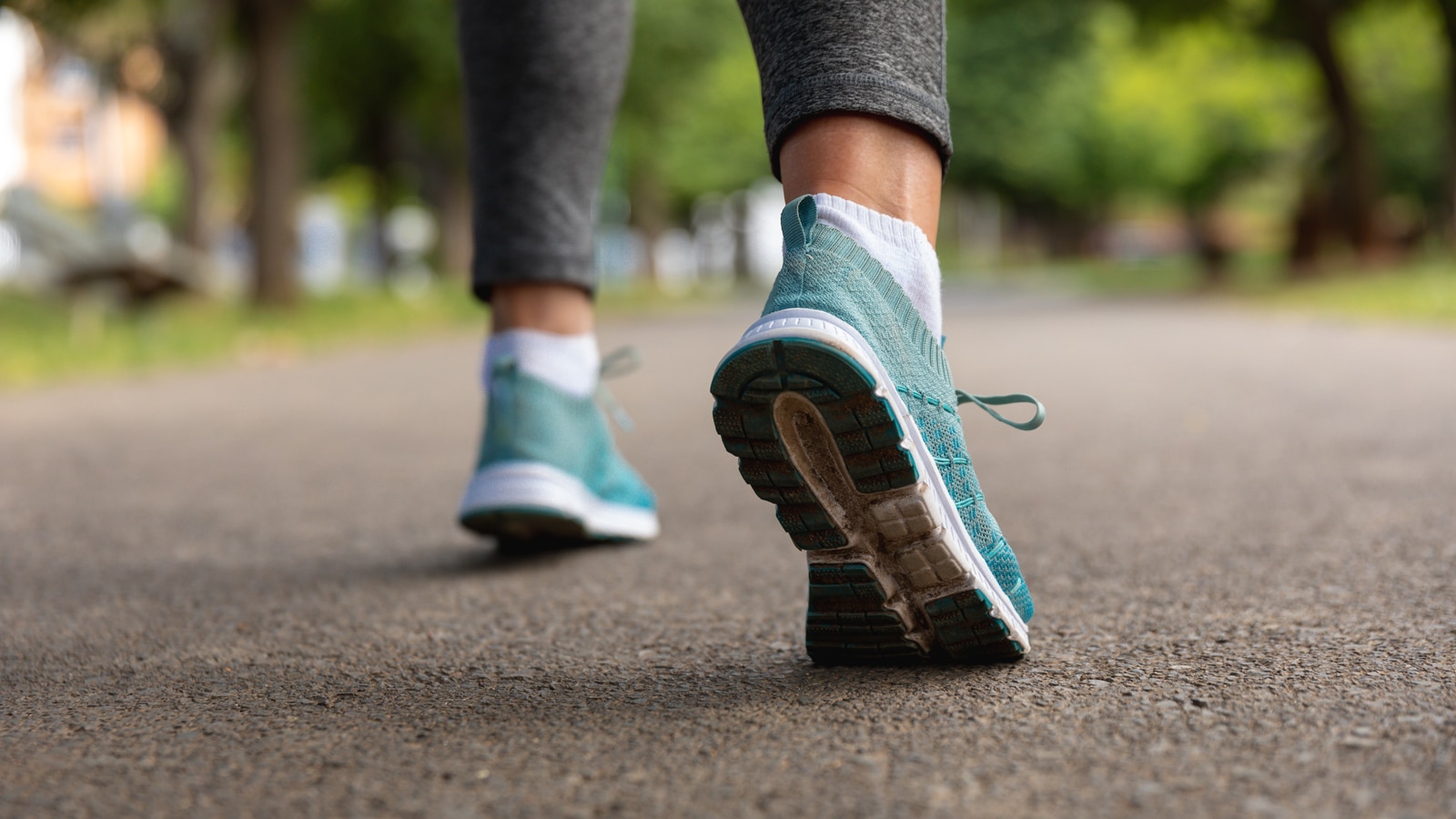 how-many-miles-is-10-000-steps-plus-the-calories-it-burns-woman-home