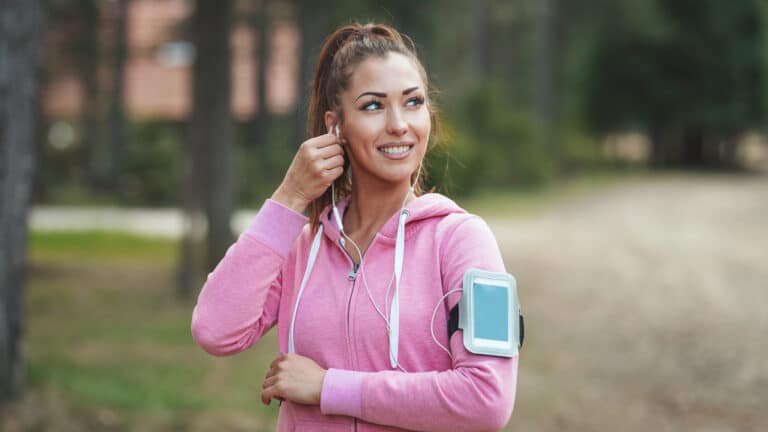 how long does it take to walk 9 miles