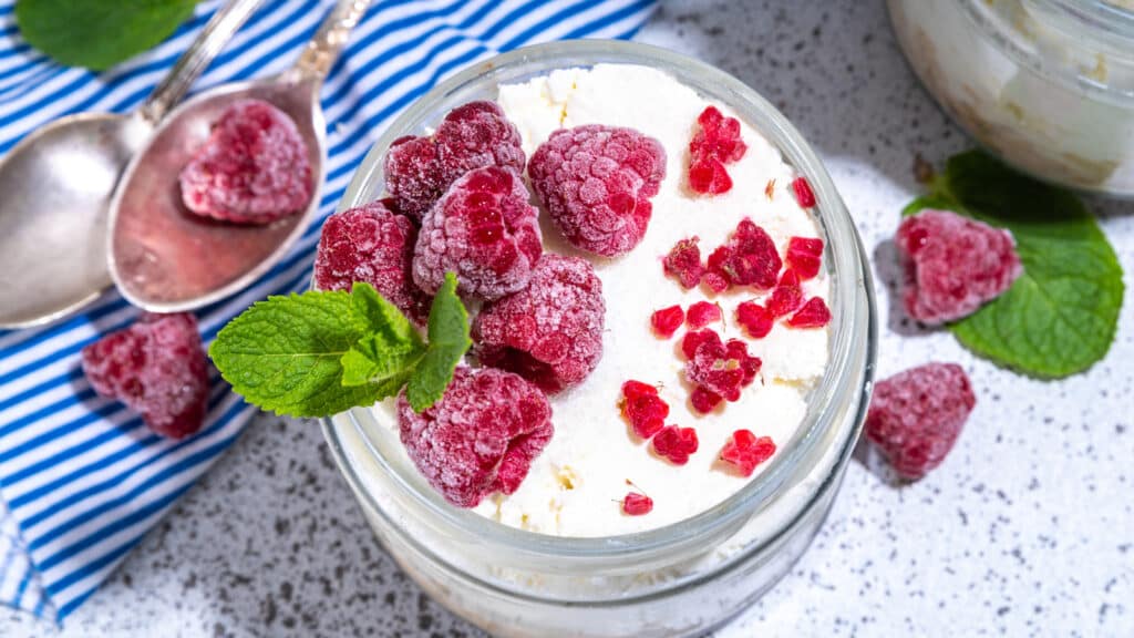 Image of raspberry cheesecake overnight oats recipe